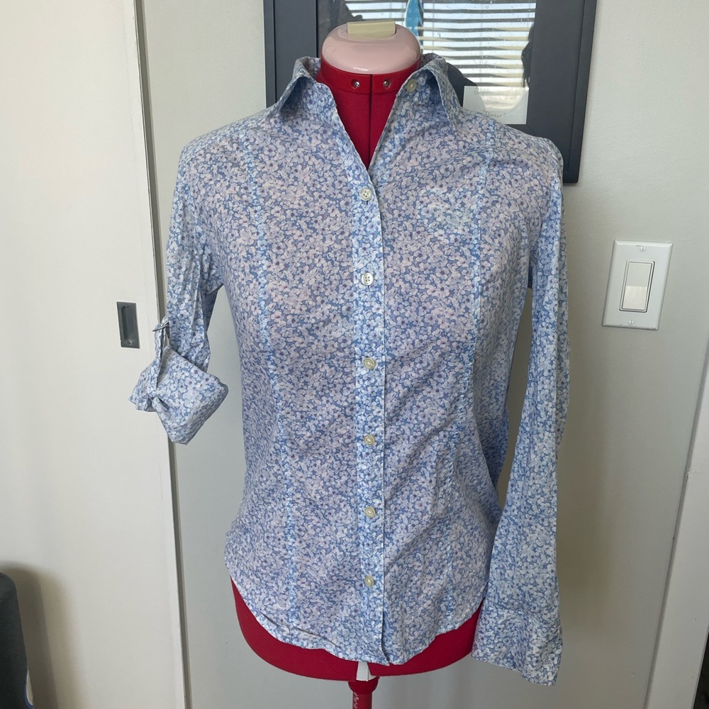 Ann Taylor floral cuffed sleeve blouse